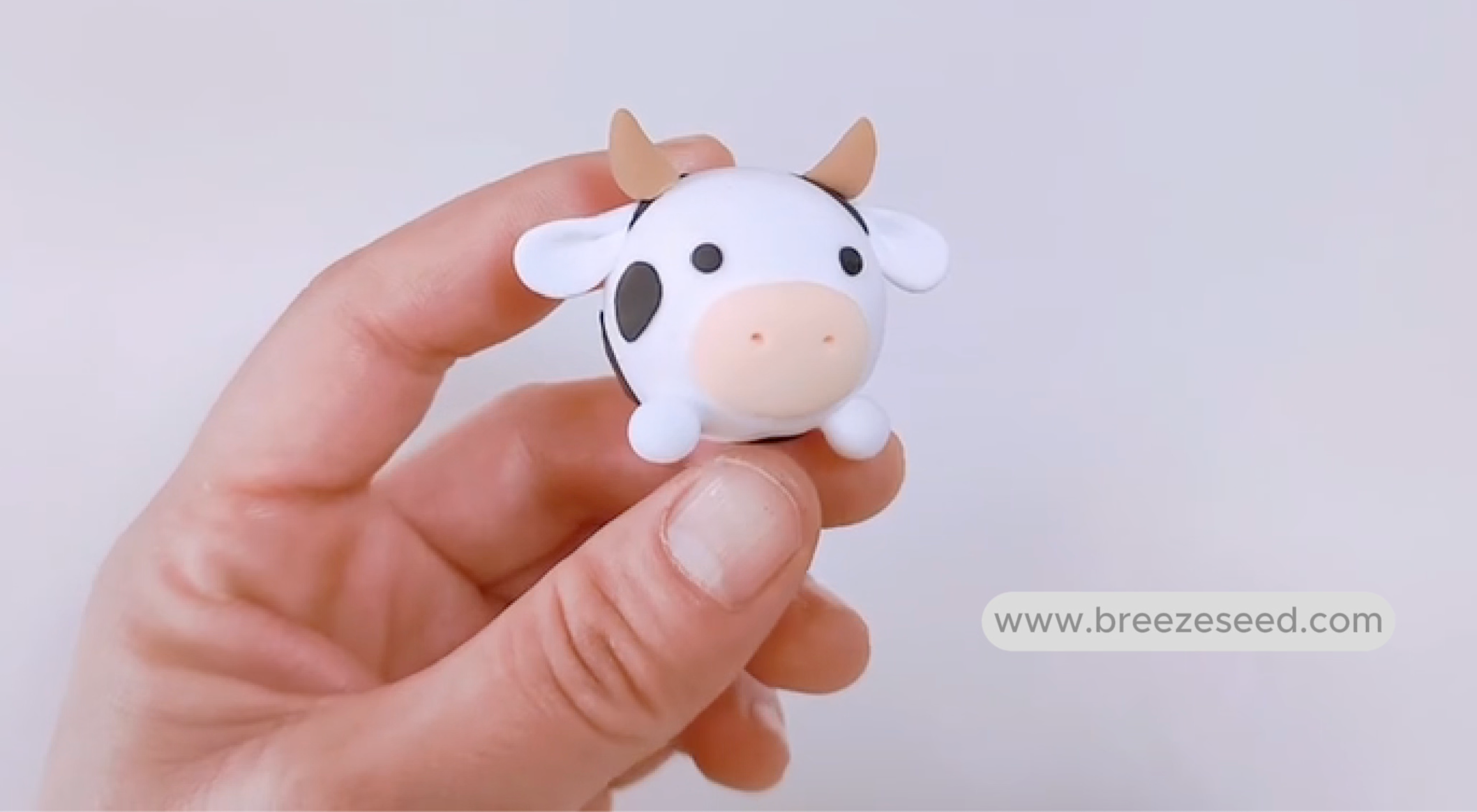 【Tutorial】Mocha, the Curious and Brave Little Cow